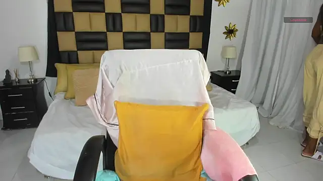 Snapshot of BarbieKano chatting on September 19, 2025, 11:38 pm BarbieKano online show from September 19, 2025, 11:38 pm