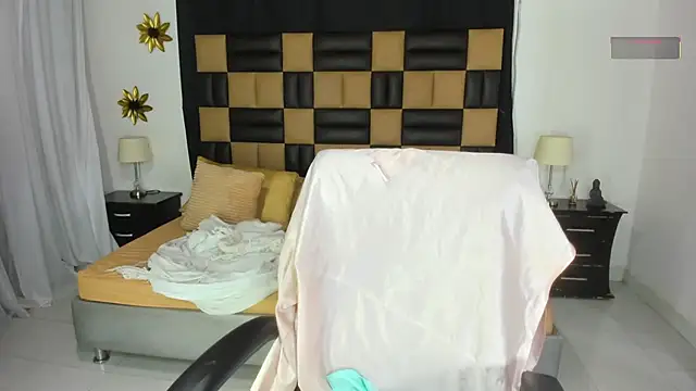 Snapshot of BarbieKano chatting on September 28, 2025, 11:10 pm BarbieKano online show from September 28, 2025, 11:10 pm