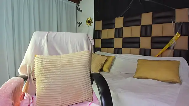 Snapshot of BarbieKano chatting on November 2, 2025, 12:02 am BarbieKano online show from November 2, 2025, 12:02 am