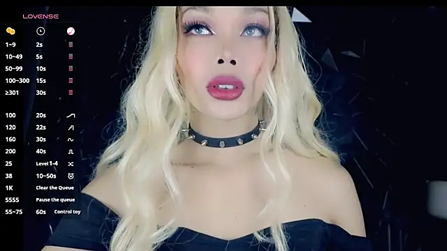 Snapshot of sugar_bbyxx chatting on October 5, 2025, 11:46 pm sugar bbyxx online show from October 5, 2025, 11:46 pm