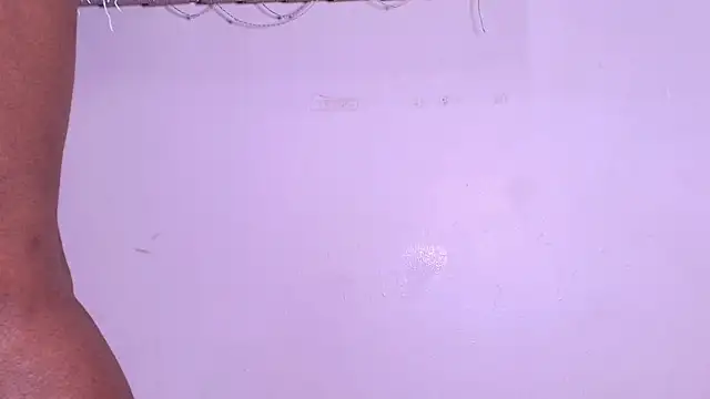  ebony-queen  online show from September 27, 2025, 11:59 am