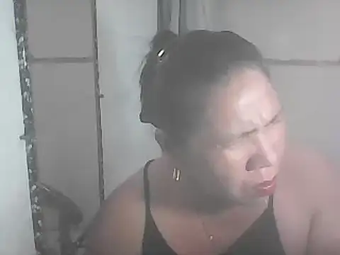 Snapshot of hotwet_mama4uxx chatting on January 17, 2025, 11:49 am hotwet mama4uxx online show from January 17, 2025, 11:49 am