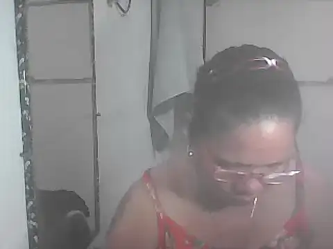Snapshot of hotwet_mama4uxx chatting on January 20, 2025, 7:04 pm hotwet mama4uxx online show from January 20, 2025, 7:04 pm
