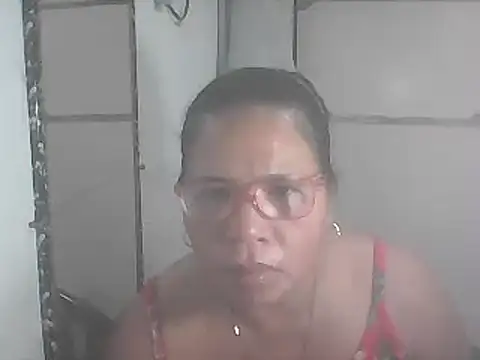 Snapshot of hotwet_mama4uxx chatting on January 20, 2025, 10:26 pm hotwet mama4uxx online show from January 20, 2025, 10:26 pm
