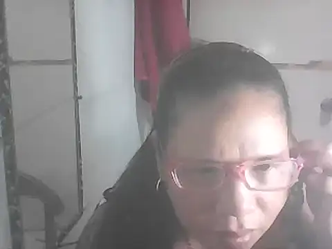 Snapshot of hotwet_mama4uxx chatting on February 23, 2025, 12:27 pm hotwet mama4uxx online show from February 23, 2025, 12:27 pm