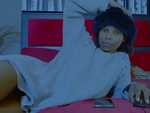 MissParis26 online show from November 17, 2025, 9:09 pm