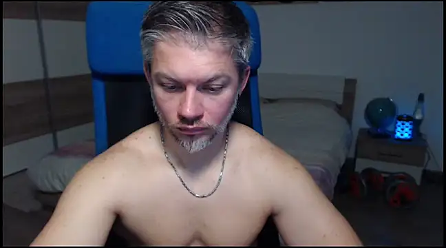 RobbyShawz online show from December 21, 2024, 10:50 am