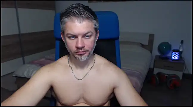 RobbyShawz online show from December 22, 2024, 11:22 am