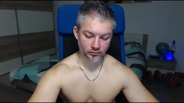 RobbyShawz online show from January 2, 2025, 8:49 am