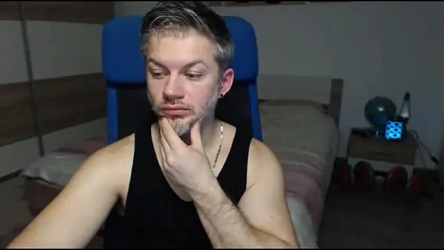 RobbyShawz online show from February 21, 2025, 9:02 am