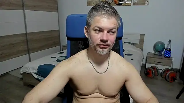 RobbyShawz online show from April 15, 2026, 4:30 am