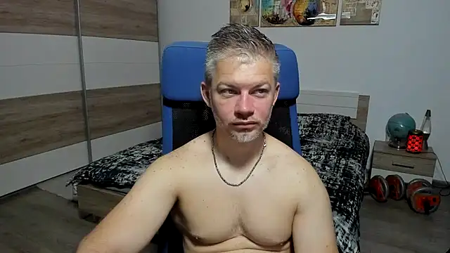 RobbyShawz online show from June 22, 2026, 4:53 am