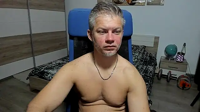 RobbyShawz online show from July 10, 2026, 4:17 am