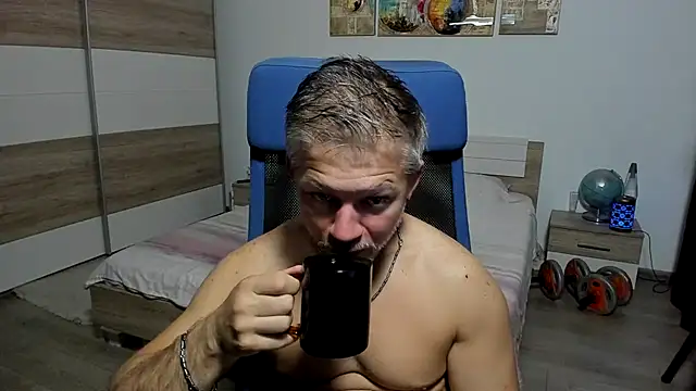 RobbyShawz online show from July 25, 2026, 4:32 am