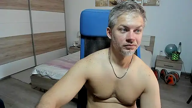 RobbyShawz online show from July 29, 2026, 6:44 am