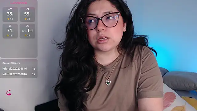 Snapshot of sofix__ chatting on October 6, 2025, 8:28 pm sofix   online show from October 6, 2025, 8:28 pm