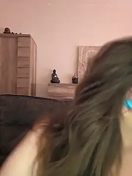 cristalines online show from March 5, 2026, 10:11 am