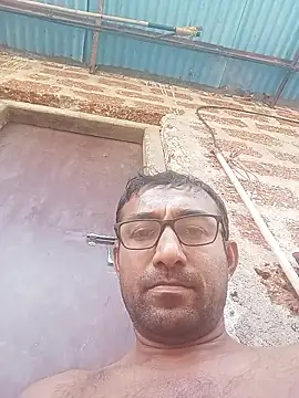 Snapshot of Royalk2030 chatting on January 15, 2026, 7:02 am Royalk2030 online show from January 15, 2026, 7:02 am