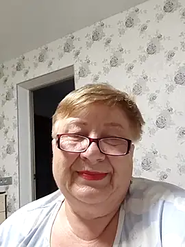 Snapshot of Lena_Gaby chatting on July 6, 2026, 6:10 pm Lena Gaby online show from July 6, 2026, 6:10 pm