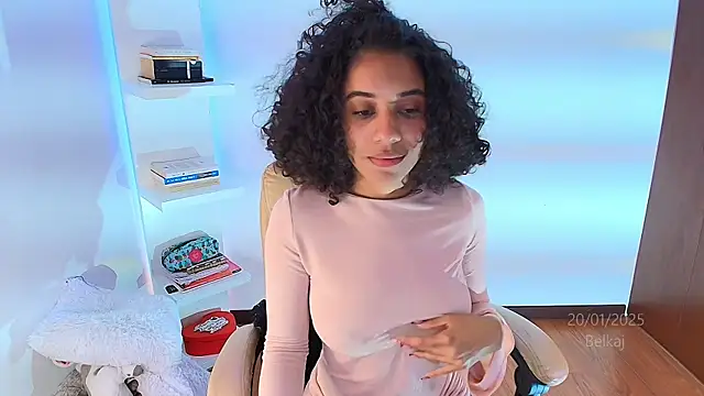 Snapshot of Belkaj chatting on January 20, 2025, 9:32 pm Belkaj online show from January 20, 2025, 9:32 pm