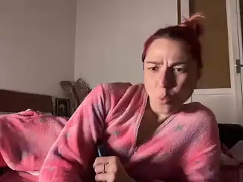 Nikky Divine online show from December 2, 2024, 7:16 pm