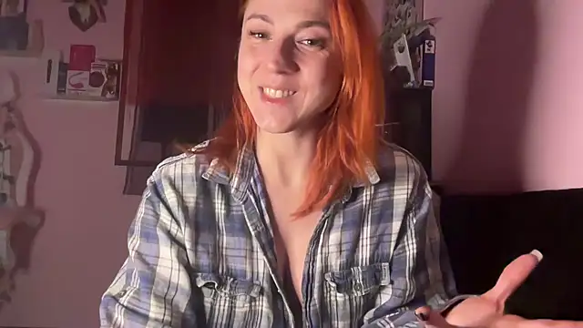 Nikky Divine online show from February 6, 2026, 8:23 pm