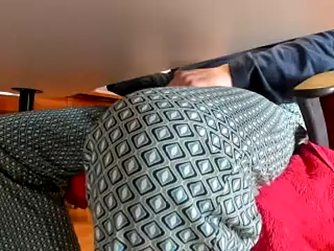 leccaleccafiga online show from February 12, 2025, 8:16 am