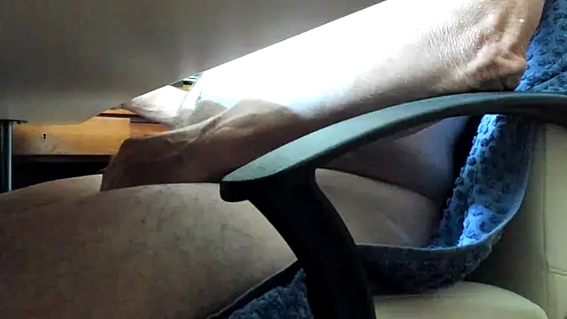 Snapshot of leccaleccafiga chatting on June 21, 2026, 9:34 am leccaleccafiga online show from June 21, 2026, 9:34 am