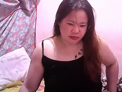 Snapshot of bridgette4u chatting on April 28, 2026, 10:09 am bridgette4u online show from April 28, 2026, 10:09 am