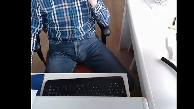 dutchpornking online show from January 16, 2025, 11:37 am