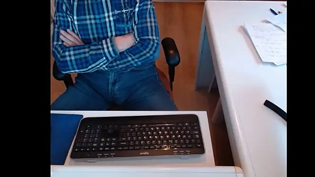 dutchpornking online show from January 17, 2025, 2:07 pm