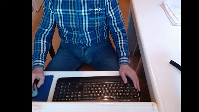 dutchpornking online show from January 18, 2025, 2:55 pm