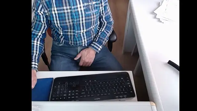 dutchpornking online show from January 20, 2025, 8:41 am