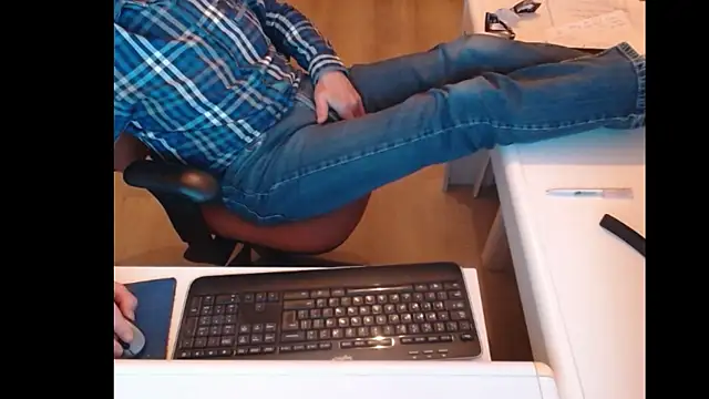 dutchpornking online show from January 21, 2025, 5:51 pm