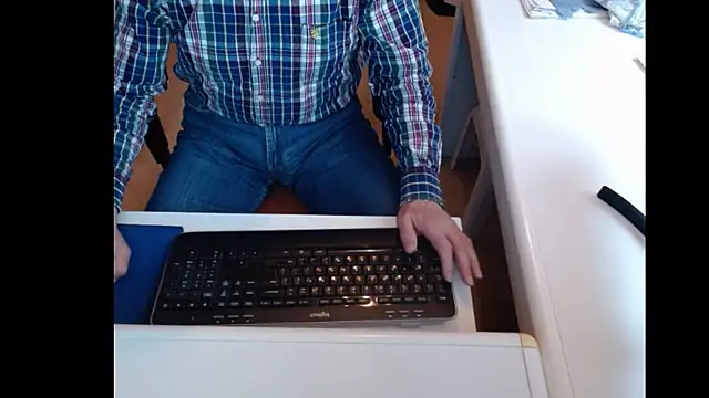 dutchpornking online show from January 26, 2025, 2:19 pm