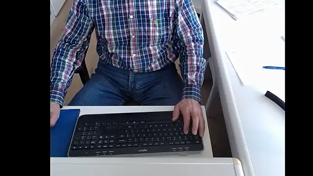 dutchpornking online show from January 27, 2025, 10:06 am