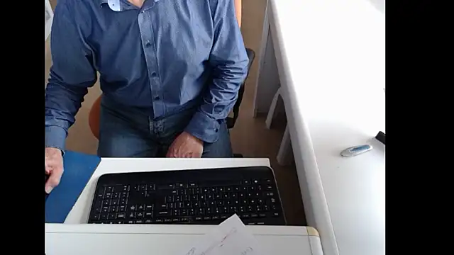 dutchpornking online show from September 20, 2025, 7:31 am