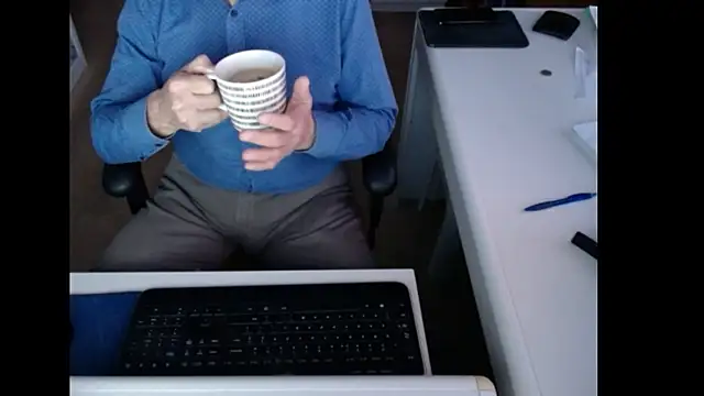 dutchpornking online show from December 19, 2025, 7:59 am