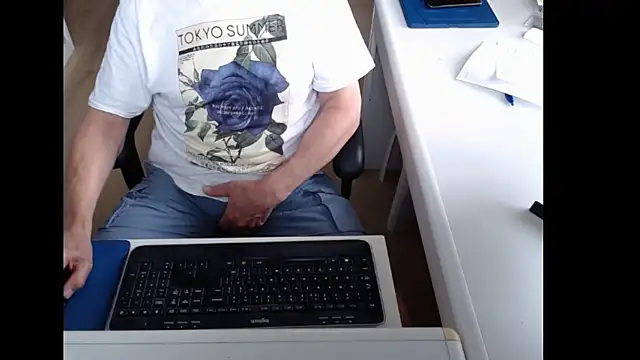 Snapshot of dutchpornking chatting on June 5, 2026, 6:20 am dutchpornking online show from June 5, 2026, 6:20 am