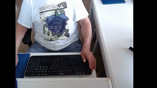 dutchpornking online show from June 25, 2026, 5:34 am