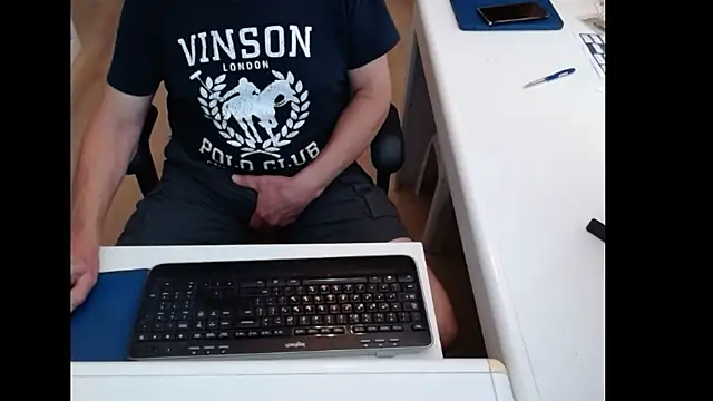dutchpornking online show from June 30, 2026, 11:55 am