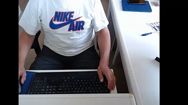 dutchpornking online show from July 2, 2026, 6:08 am