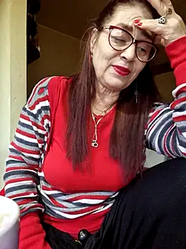 Chriss Tinaa online show from April 22, 2026, 3:53 am