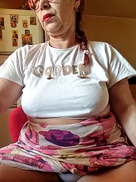 Chriss Tinaa online show from June 19, 2026, 4:28 am