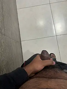 Snapshot of luciferdxm5 chatting on December 29, 2024, 4:38 am luciferdxm5 online show from December 29, 2024, 4:38 am