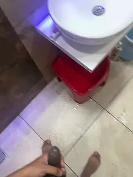 Snapshot of luciferdxm5 chatting on March 8, 2025, 4:45 am luciferdxm5 online show from March 8, 2025, 4:45 am