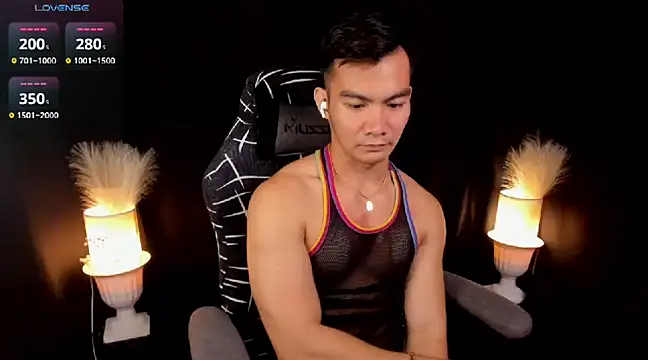 000batman000 online show from March 17, 2025, 12:19 am