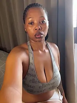 cherrybabe76 online show from January 19, 2025, 9:01 am