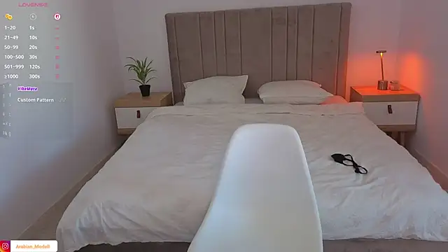 Snapshot of Arabian_beauty chatting on October 30, 2025, 1:45 pm Arabian beauty online show from October 30, 2025, 1:45 pm