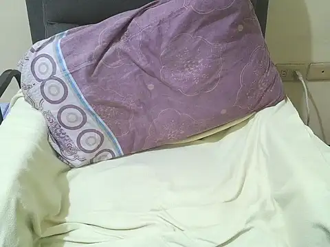 Snapshot of FantasticBaby_18 chatting on February 16, 2026, 4:08 am FantasticBaby 18 online show from February 16, 2026, 4:08 am